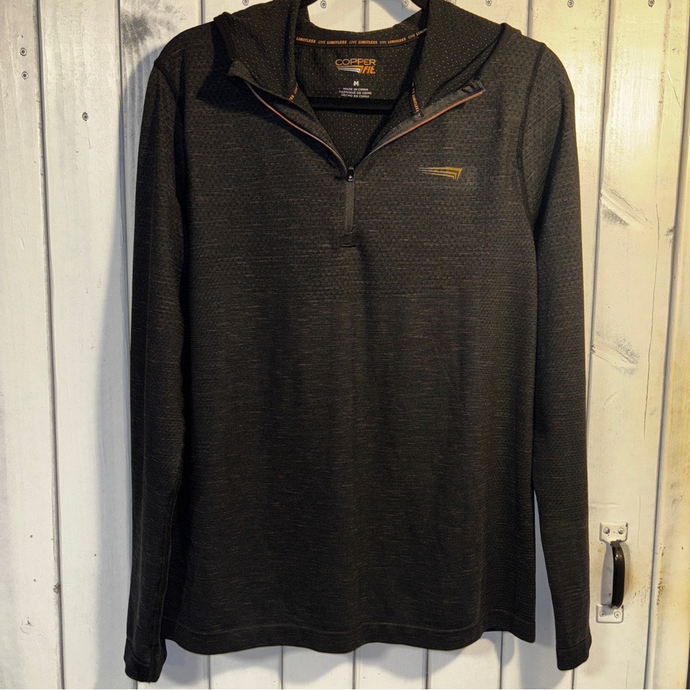 Copper Fit Black Pullover with Gold Accents Size M